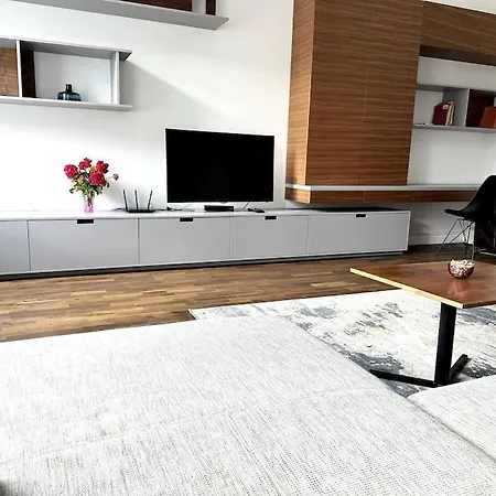 Apartament Luxury Flat In Downtown With Free Parking *