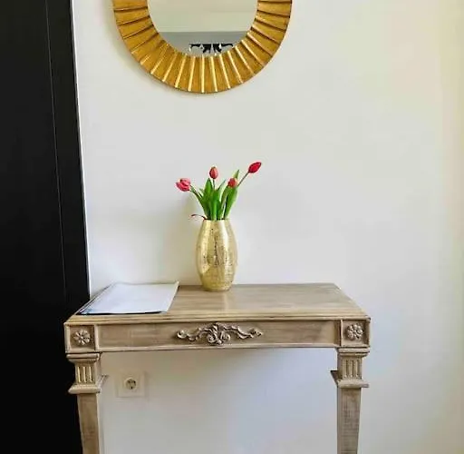 Apartament Luxury Flat In Downtown With Free Parking *