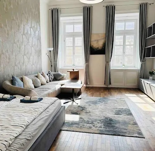 Luxury Flat In Downtown With Free Parking Apartament *